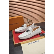 Louis Vuitton Low Shoes